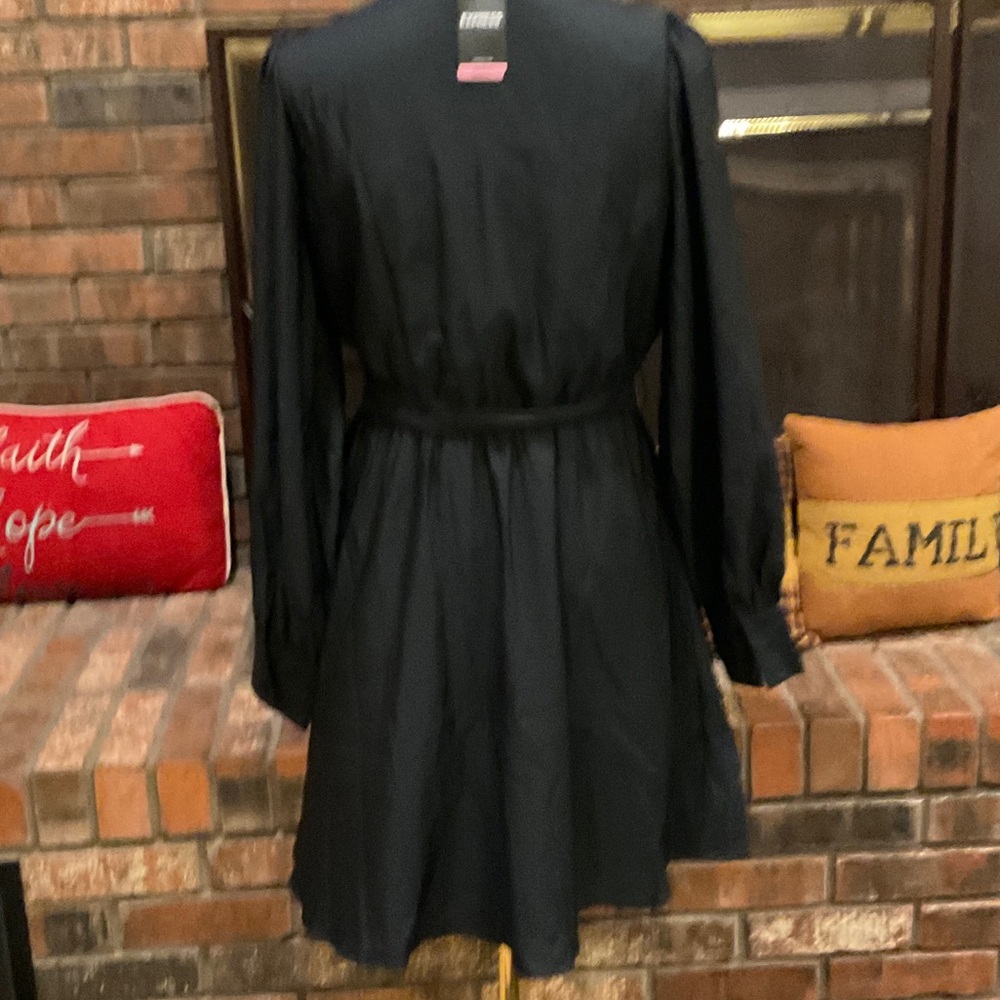 Express Elegant Black Long Sleeve Wrap Dress - Picture 3 of 5